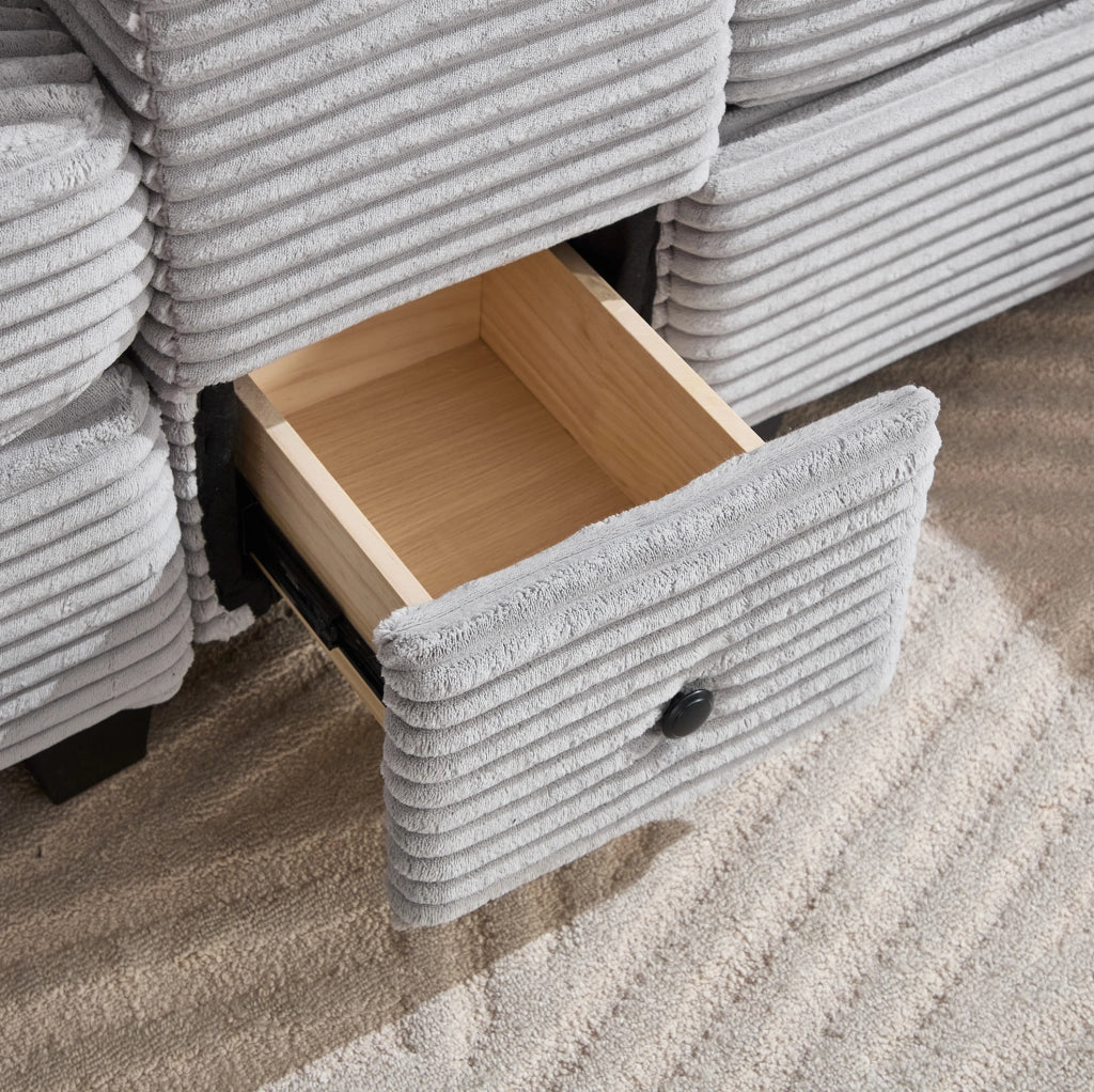 Divano grande in velluto a coste con console scorrevole; USB-C e pouf contenitore; grigio chiaro