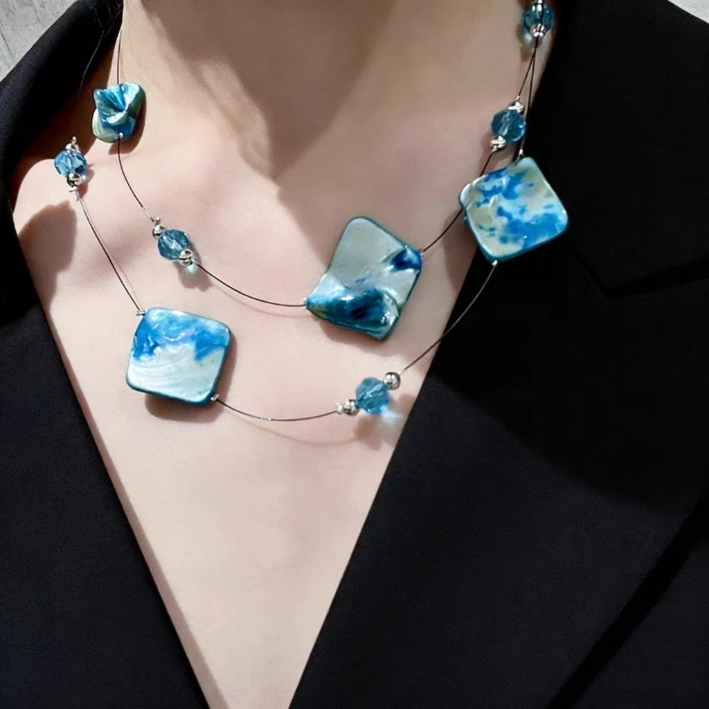 Collana di perline di conchiglia di cristallo dalla forma irregolare