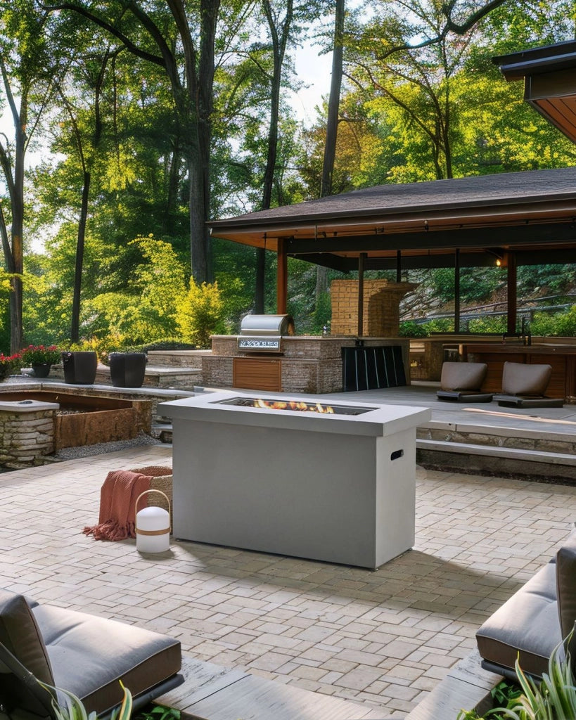 Braciere Focolare Grigio Chiaro 108 x 51 x 62 cm  Stufa da Esterno in GRC Accessorio Rettangolare per Giardino e Terrazza