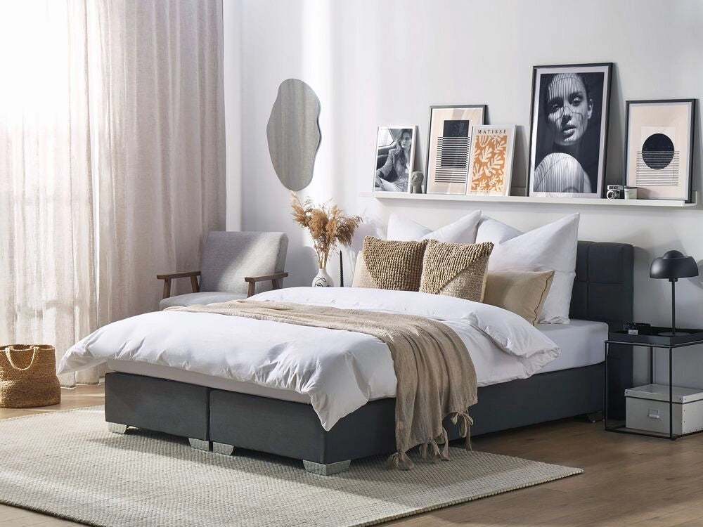 180 x 200 cm Divano Letto in tessuto grigio scuro con struttura imbottita con testiera trapuntata e materasso
