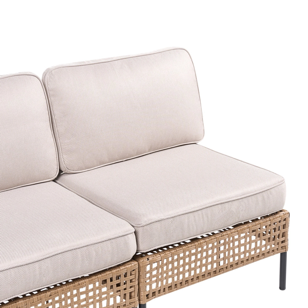 Divano da esterno in rattan PE beige chiaro a 2 posti con struttura in metallo cuscini per seduta e schienale stile moderno giardino patio