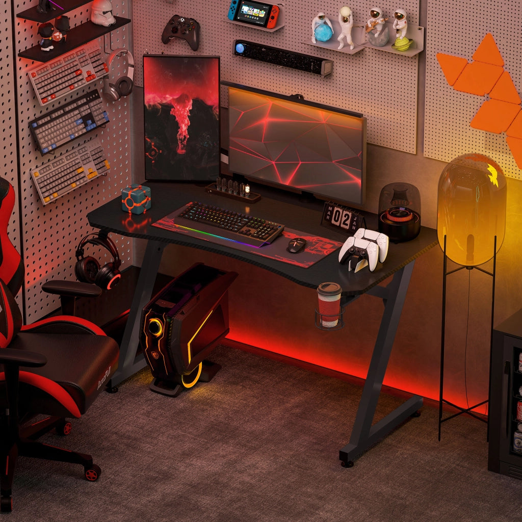 Scrivania Gaming con Supporto Monitor e Porta Auricolari ¨C zephmum ¨C Nero Effetto Fibra di Carbonio 120x65x74.5 cm