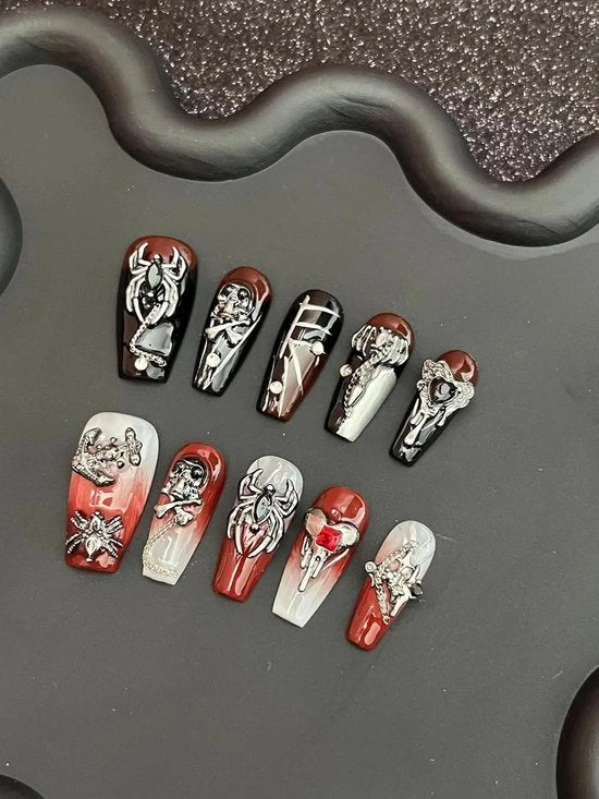 Naghi Falsi Manicure a Pressione in Metallo Chrome con Disegno di Tarantola e Croce, Nero, 3D, 10 pezzi