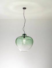Sospensione in vetro soffiato 10S46667 VE, design moderno con finitura verde specchiato sfumato e struttura in metallo nero opaco, E27 - Perenz