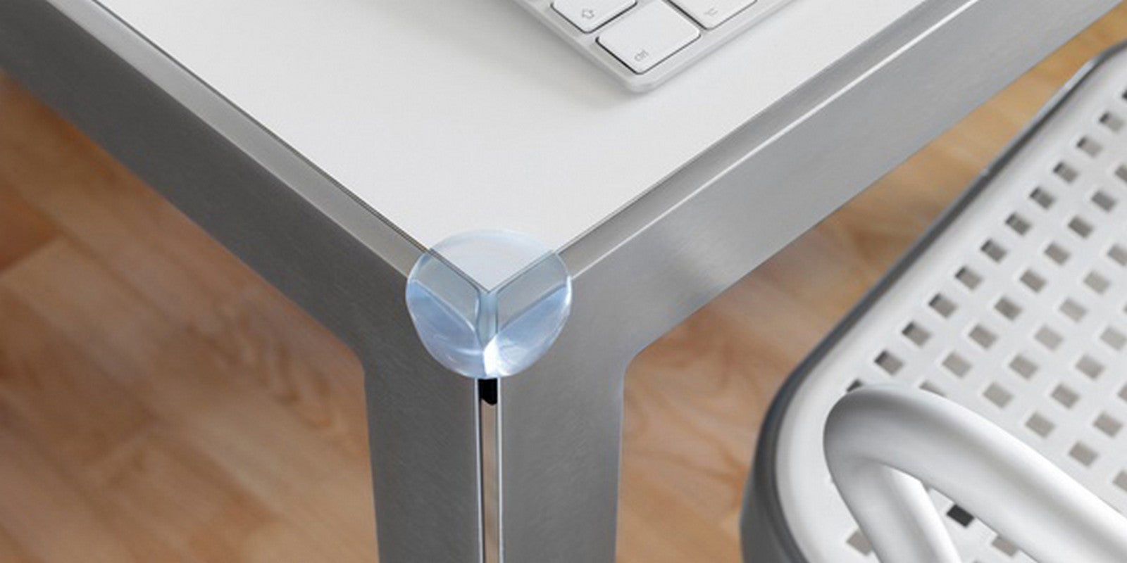 paraspigoli in pvc adesivi ( confezione 4 pz) figura.1 cod:ferx.3536