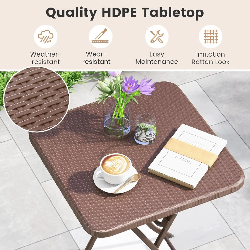 Tavolo da picnic pieghevole per 2 persone con piano in HDPE, tavolo da patio quadrato con texture in rattan con telaio in metallo, senza assemblaggio, per interni ed esterni