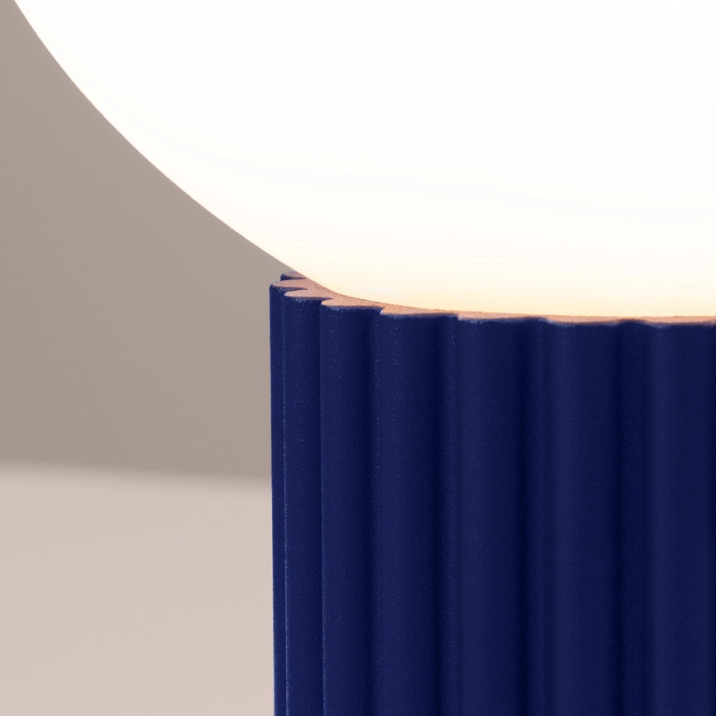Lampada tavolo SFERA Pure Lume blu globo bianco G9 8W