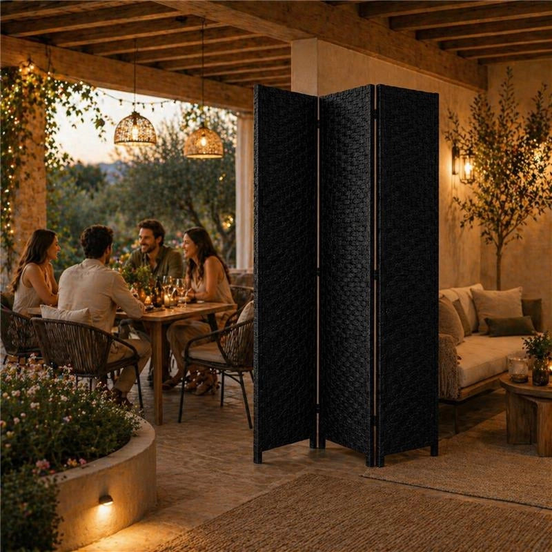 SEPARE' CON TRE PANNELLI IN PLASTICA NERO CON STRUTTURA IN LEGNO MISURE: 180X135CM