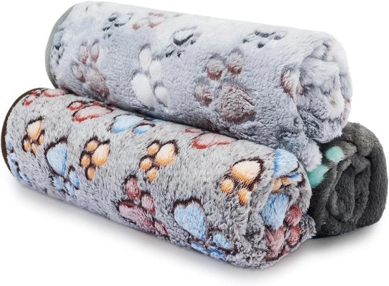 Set di 3 Coperte per Cani Lavabili Soffici Calde per Animali con Disegno di Zampe di Gatto e Cucciolo Coperta di Flanella Piuma per Divano Letto Auto per Cani e Gatti di Piccola e Media Taglia Matrimonio per il Sonno degli Animali