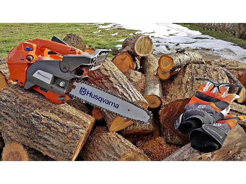 Motosega potatura Husqvarna T435 motore X-Torq 35cc barra 30cm