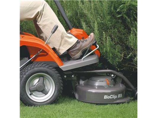 Trattorino tagliaerba Rider Husqvarna R 112C motore 413cc 11,3Hp taglio 85cm