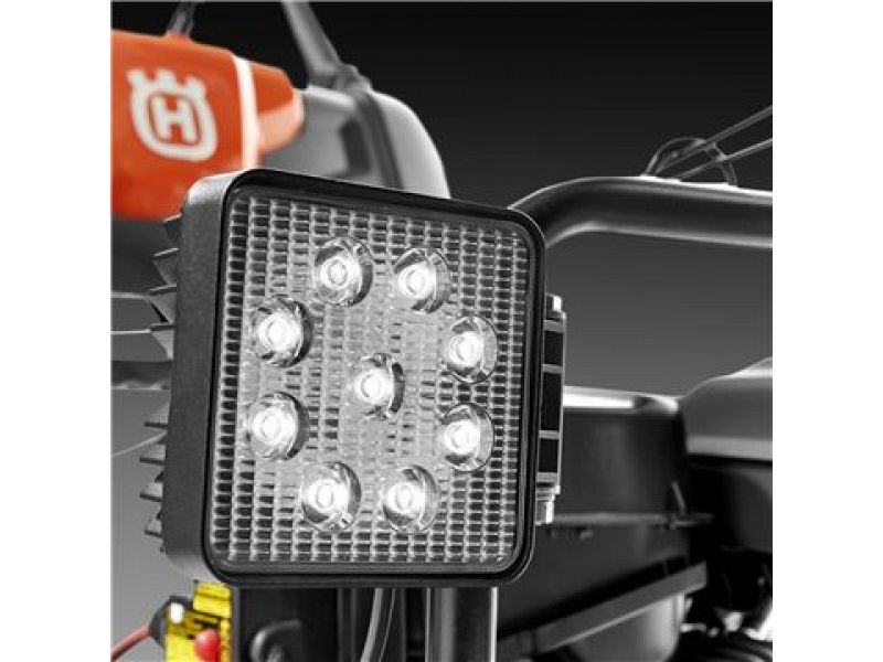 Spazzaneve professionale Husqvarna ST230 due stadi fresa 76cm motore 291cc 9,6Hp