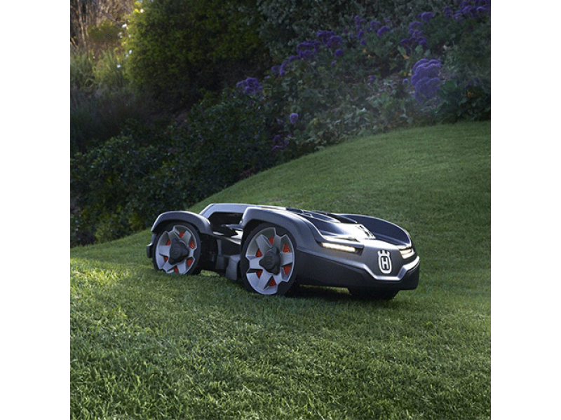 Robot tagliaerba trazione integrale Husqvarna Automower 435X AWD lavoro 3500mq con GPS