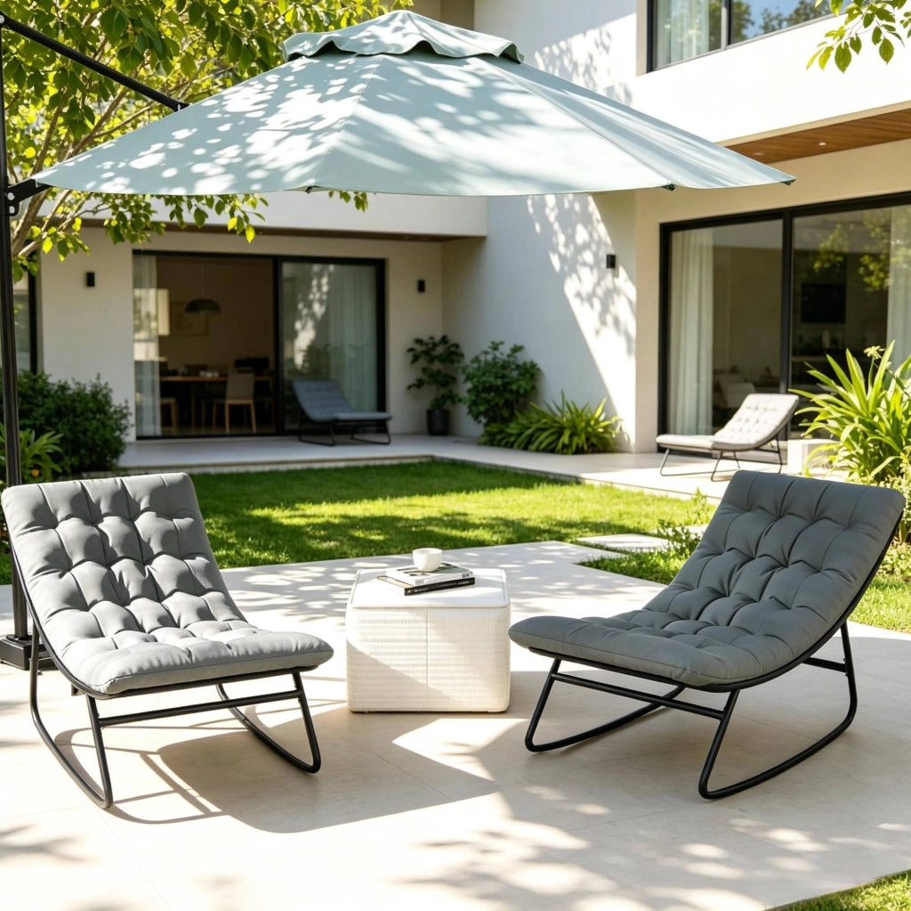 Set di 2 sedie a dondolo da esterno con cuscino; 64x101x71 cm; in acciaio nero e grigio scuro