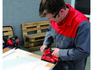 Levigatrice elettrica Einhell TC-OS 1520 150W leggera e maneggevole