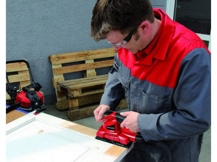 Levigatrice elettrica Einhell TC-OS 1520 150W leggera e maneggevole