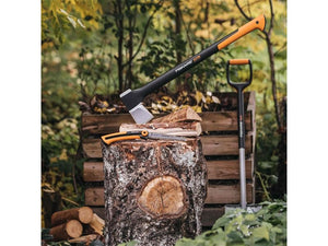 Fiskars SW73, Segaccio da potatura con lama da 26cm retrattile e gancio per cintura