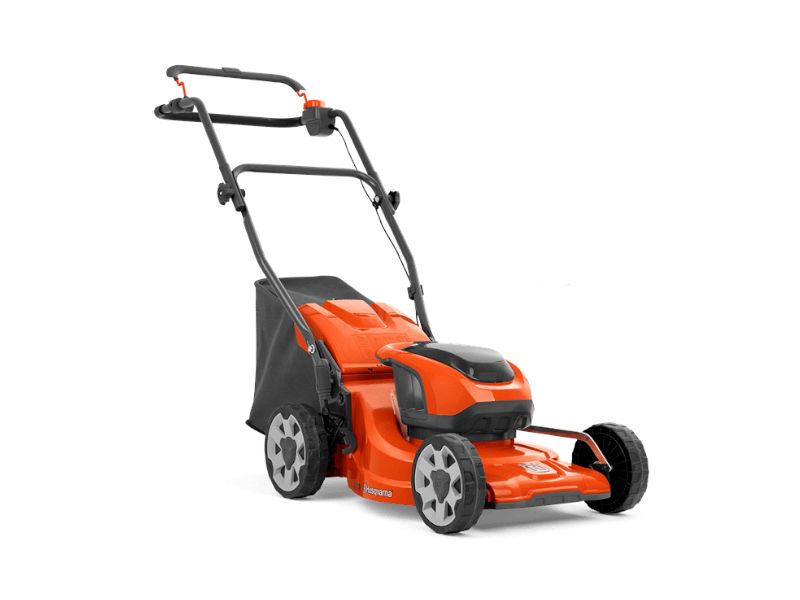 Raserba Husqvarna a batteria LC 137i taglio 37,5cm senza batteria e carica