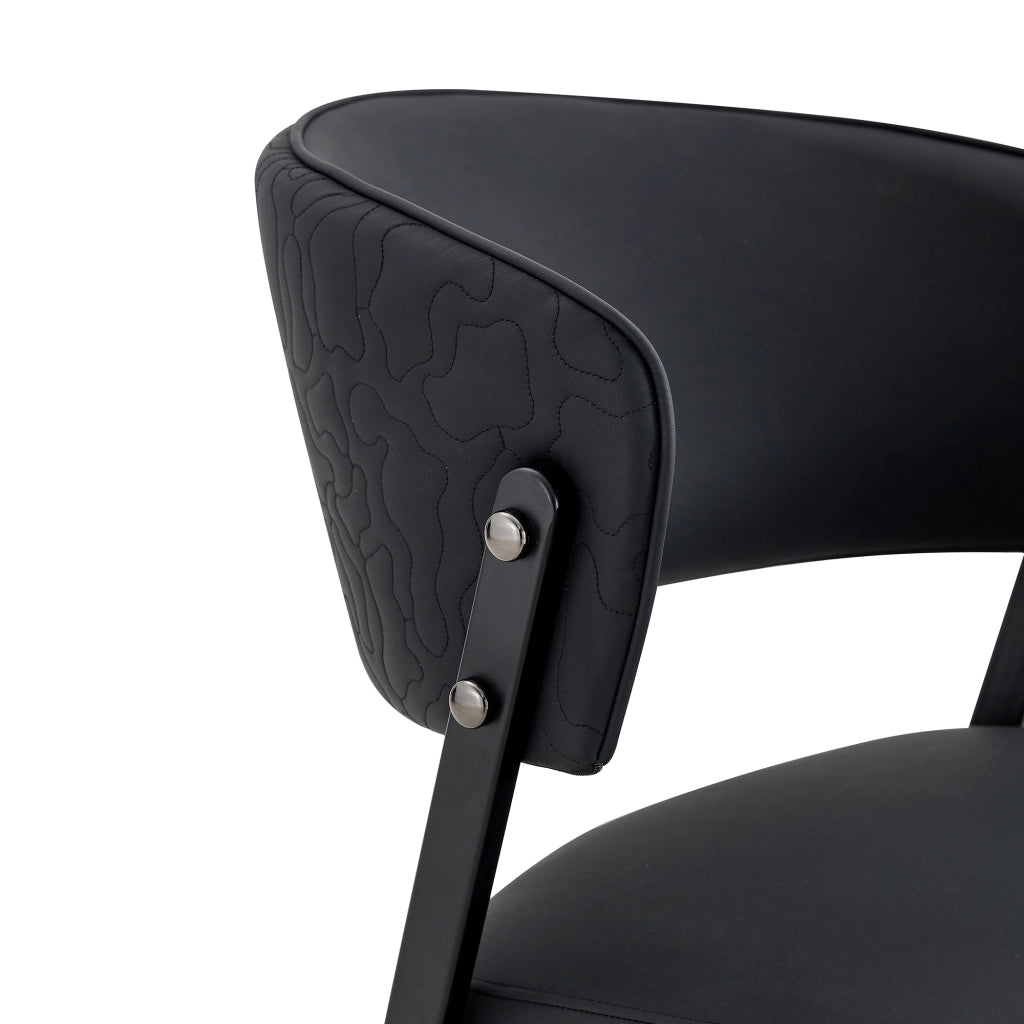 Sedia da pranzo moderna in PU nero con struttura in metallo e schienale ergonomico