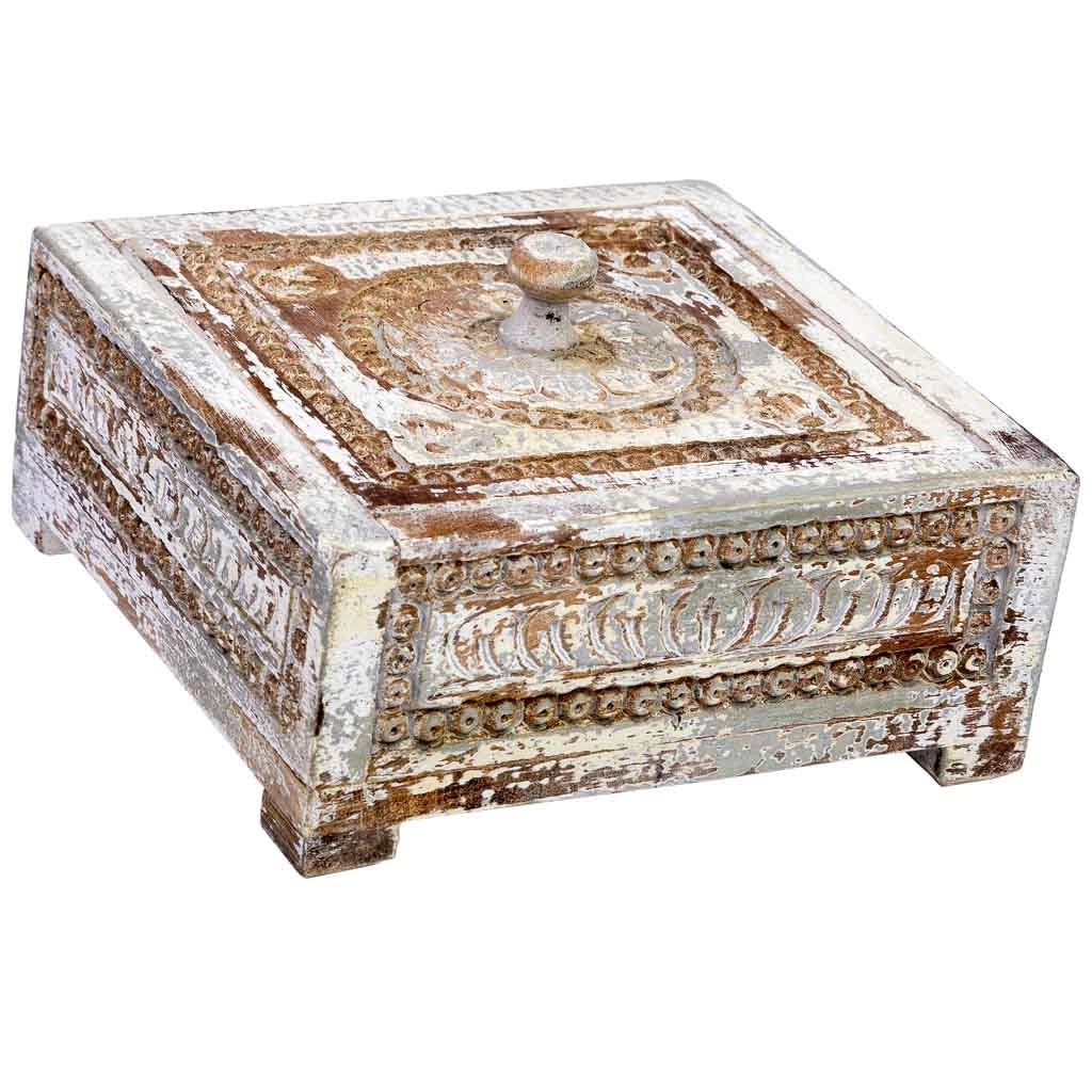 Scatola in legno intagliata con finitura blu anticata realizzata artigianalmente 19x19x10h cm