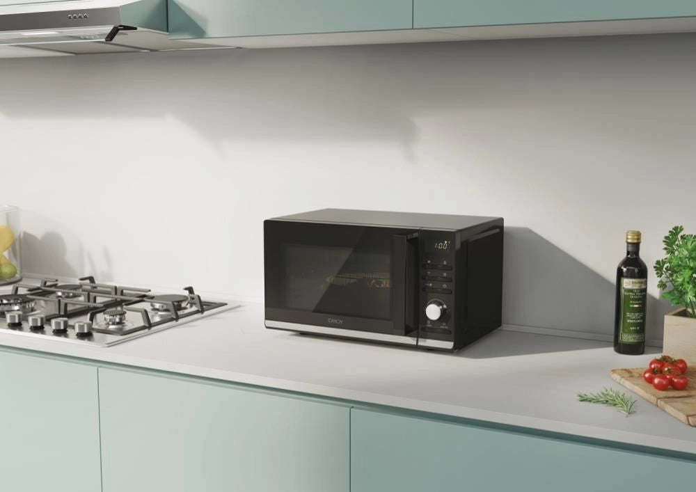 Candy Microonde con grill, 20L, 700W, nero, superficie piana, CMGA20TNDB