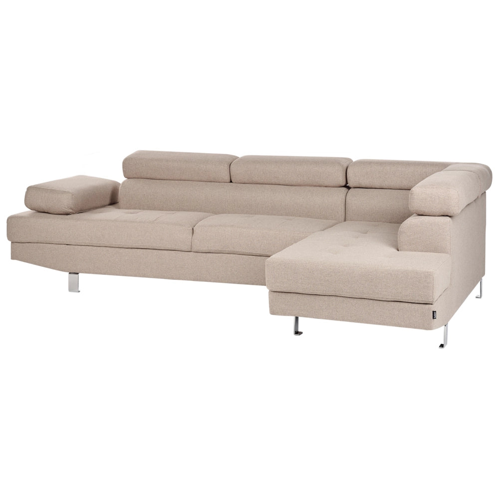Divano angolare in tessuto beige con poggiatesta e braccioli regolabili a forma di L