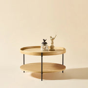 Tavolino basso rotondo con 2 ripiani, design moderno, in legno massello e MDF, naturale, per soggiorno, 69 × 69 × 38 cm
