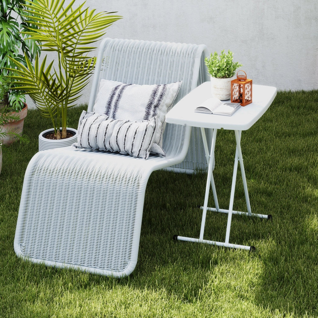 Tavolino da Giardino Pieghevole 76x50x74 cm con Altezza Regolabile in Metallo e HDPE Bianco