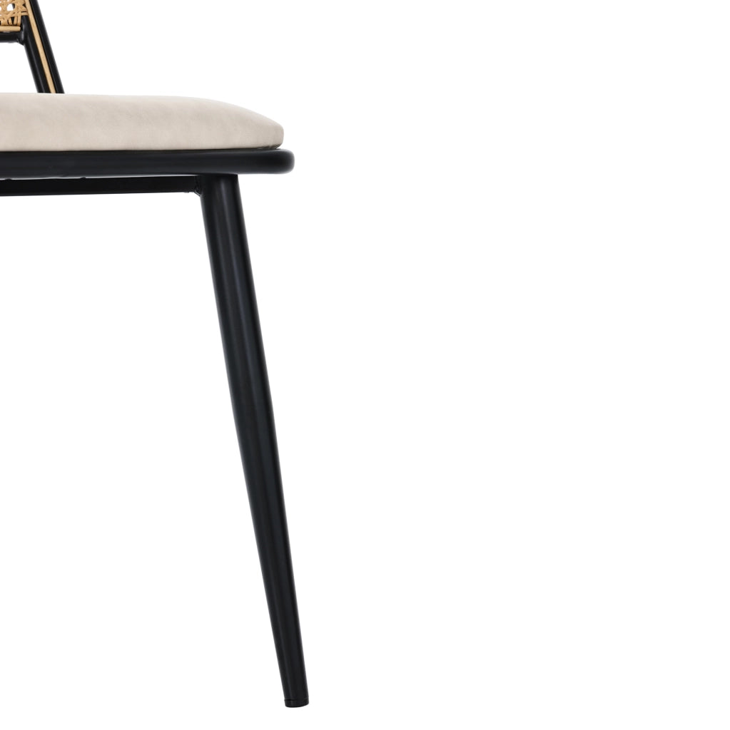 Set di 2 sedie da pranzo con seduta in PU e schienale in rattan; nere