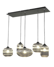 Gillis Lampada a Sospensione in Metallo e Vetro Soffiato Fumé 5x E27 40W 90x25x200cm - Design Elegante per Interni Moderni e Raffinati