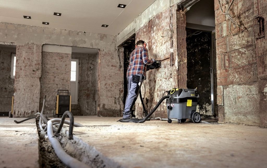 KARCHER Bidone aspiratutto Professionale NT 30/1 Ap Te M - Portata aria: 74 l/s - Aspirazione: 273 / 27.3 mbar / kPa - Capacità del contenitore: 30 l
