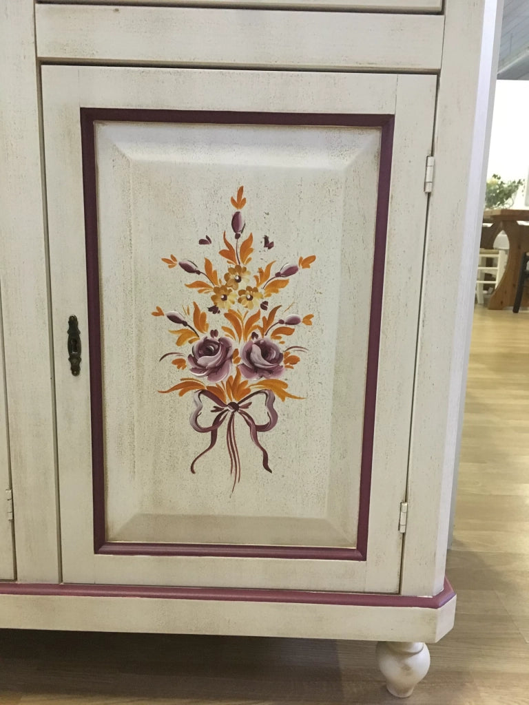 Cristalliera napoletana arte povera bianco invecchiato con decori  l.150 p.43 h.208 - Mobili 2G
