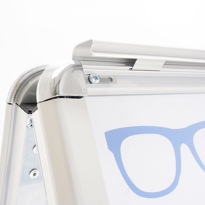 Espositore Pubblicitario Bifacciale a Cavalletto Pieghevole 63,7x101,5x75,5 cm in Alluminio da Esterno Antivento Silver