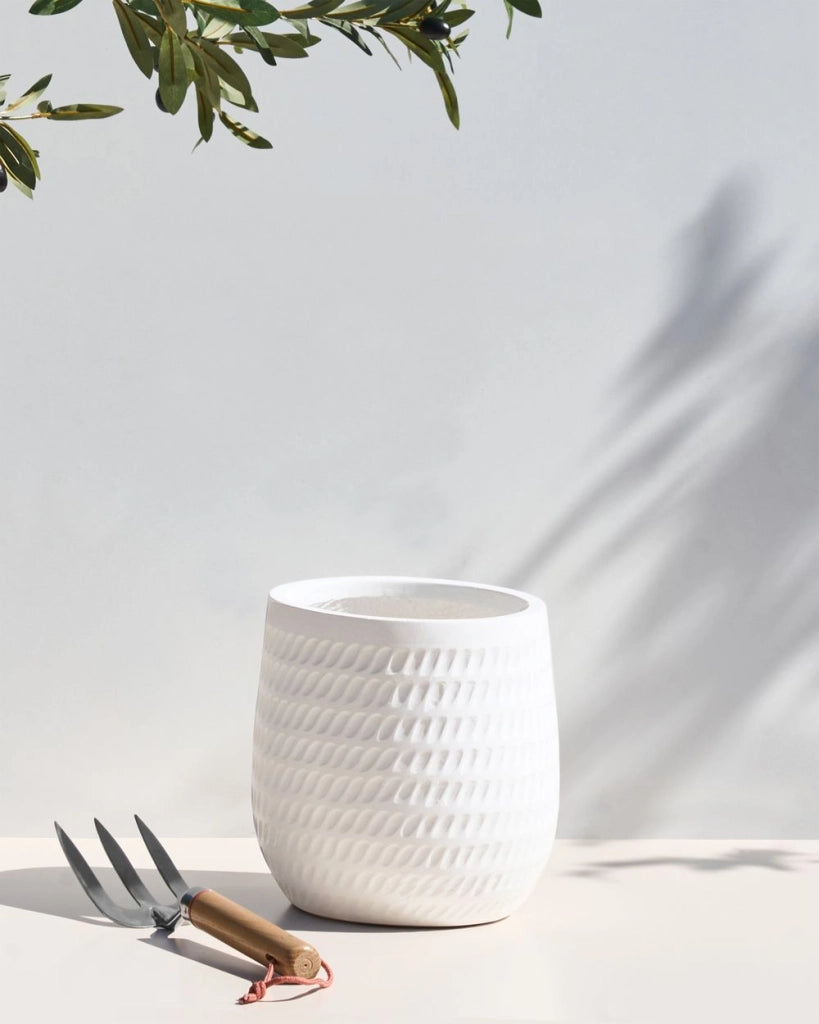 Vaso rotondo per piante in fibra di argilla con motivo in rilievo bianco sporco ⌀ 19 cm giardino terrazzo