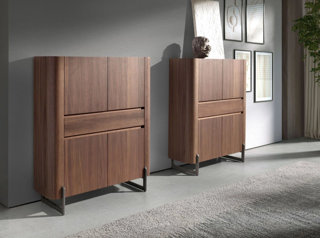 Credenza alta in noce e acciaio scuro metallizzato