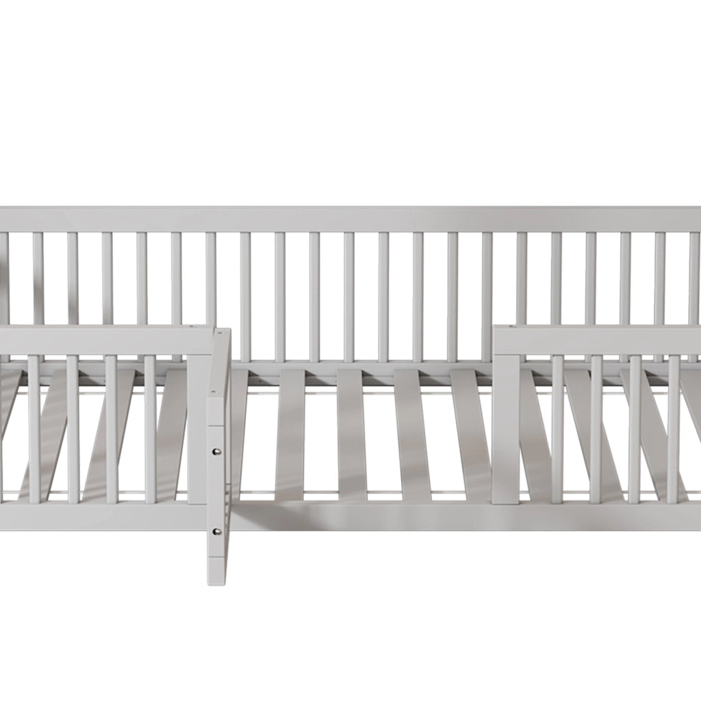 Letto a casetta per bambini 90x200 cm in legno bianco con sponde e porticina