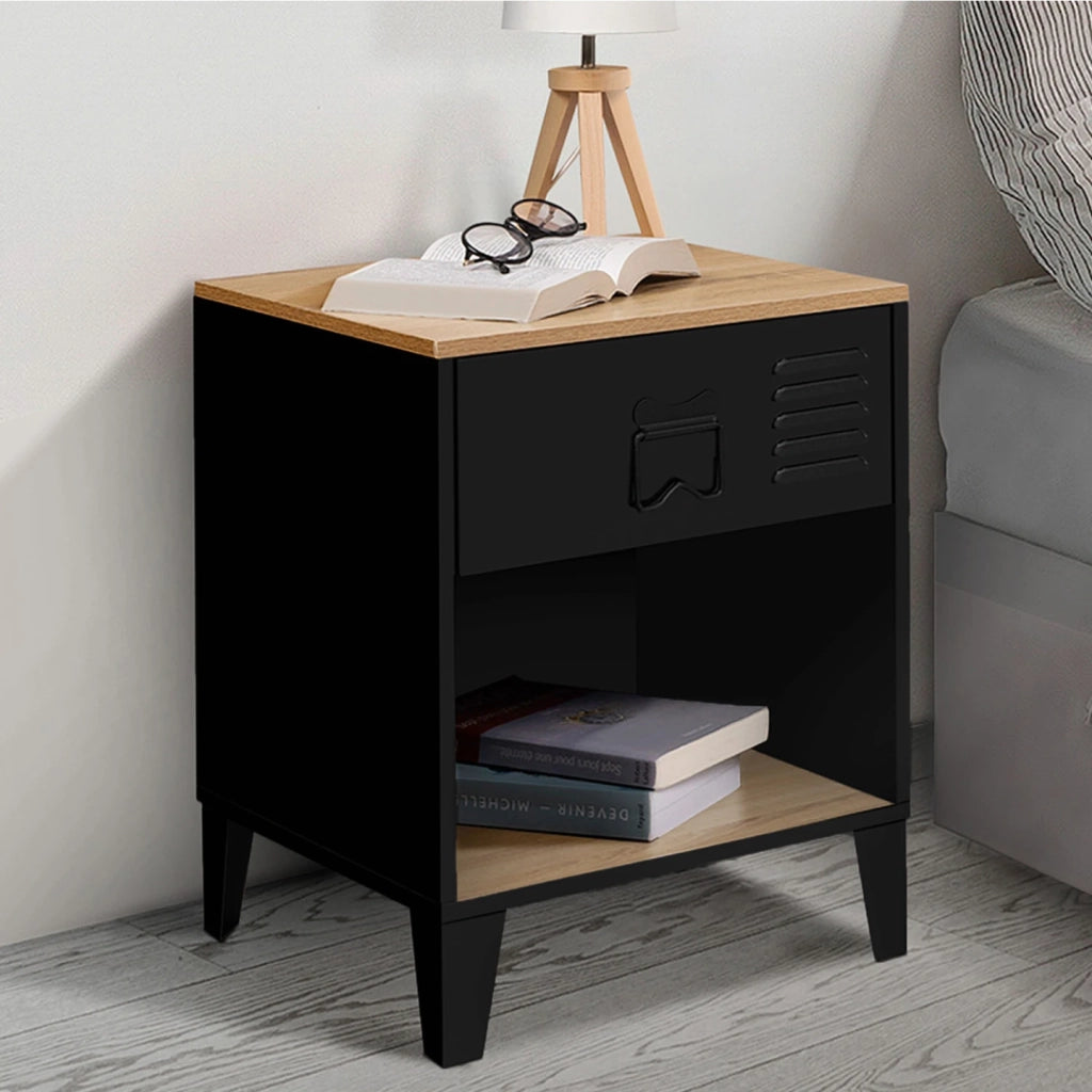 IDMarket - Set di 2 comodini ESTER a 1 cassetto in metallo nero con nicchia e piano in faggio in stile industriale