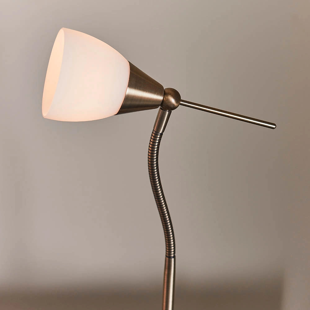 Lampada da tavolo industrial ottone antico touch Endon
