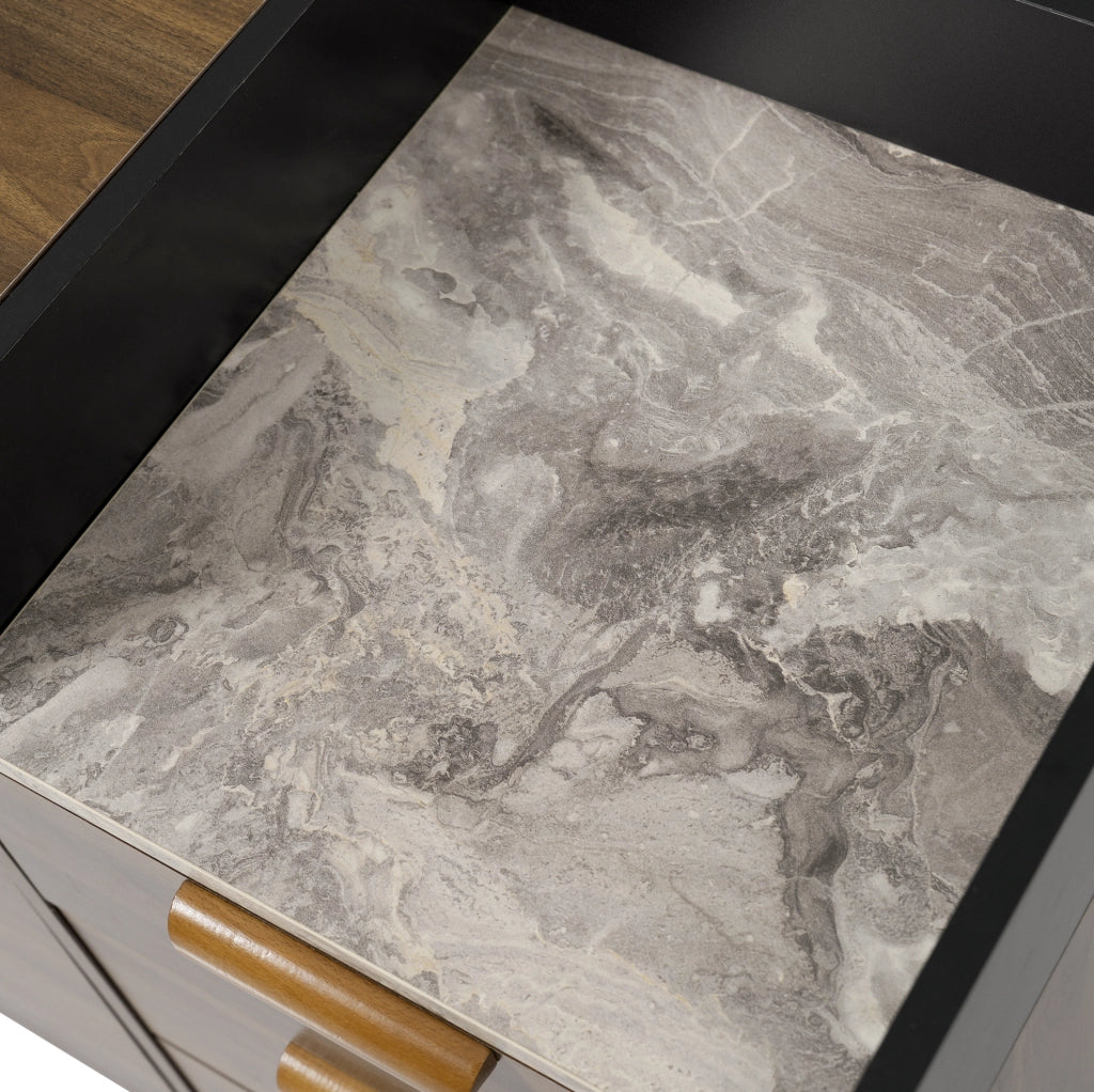 Credenza moderna rovere scuro con piano effetto marmo, 3 cassetti e ripiani regolabili