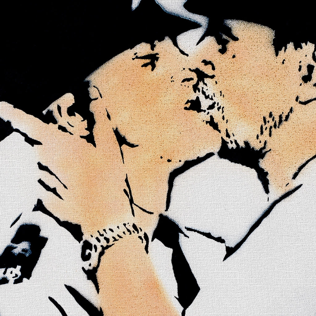 Kissing Policeman - Banksy - Quadro stampato su Canvas e montato su telaio in legno Misura: 70x100 cm