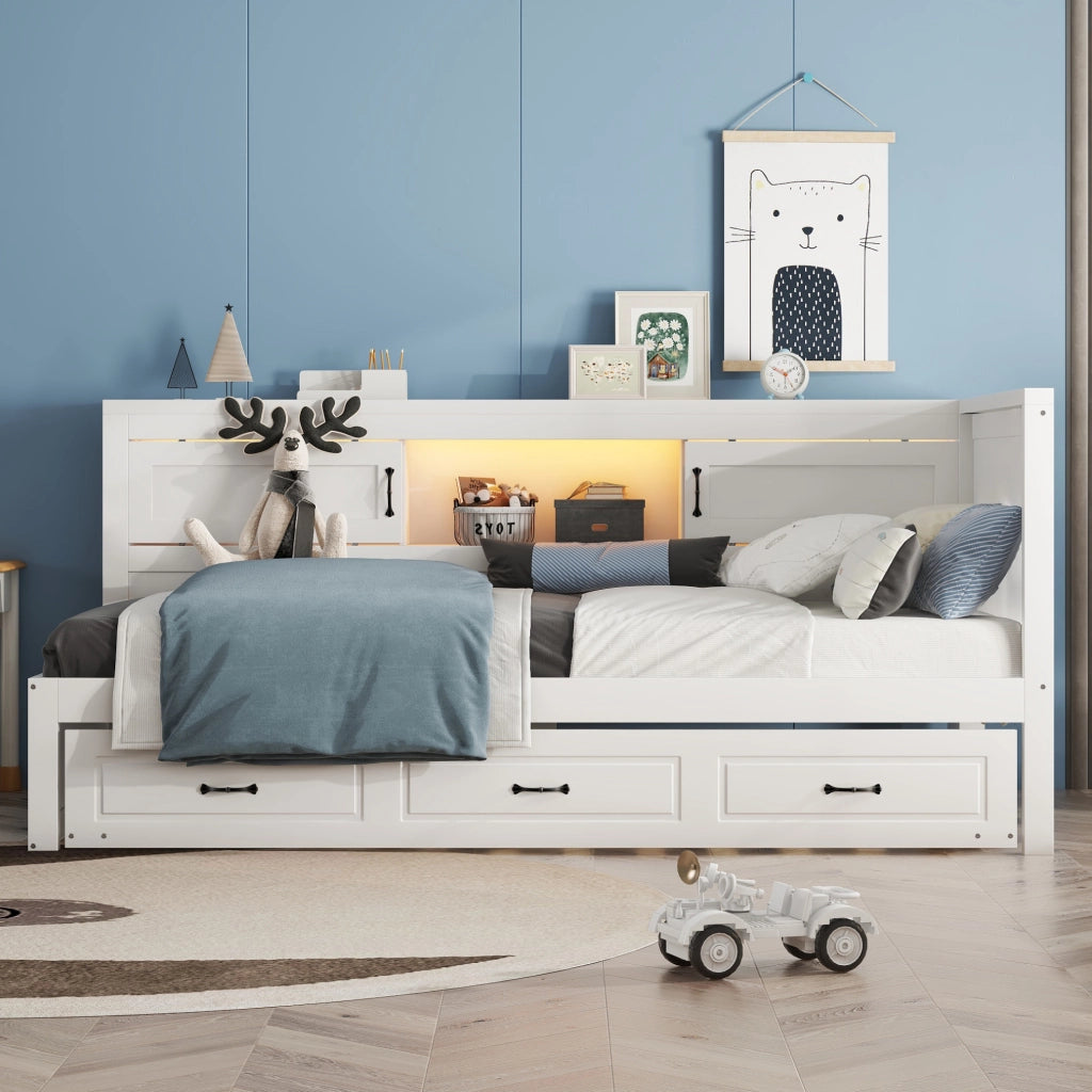 Divano letto con illuminazione ambientale, letto estraibile e prese USB