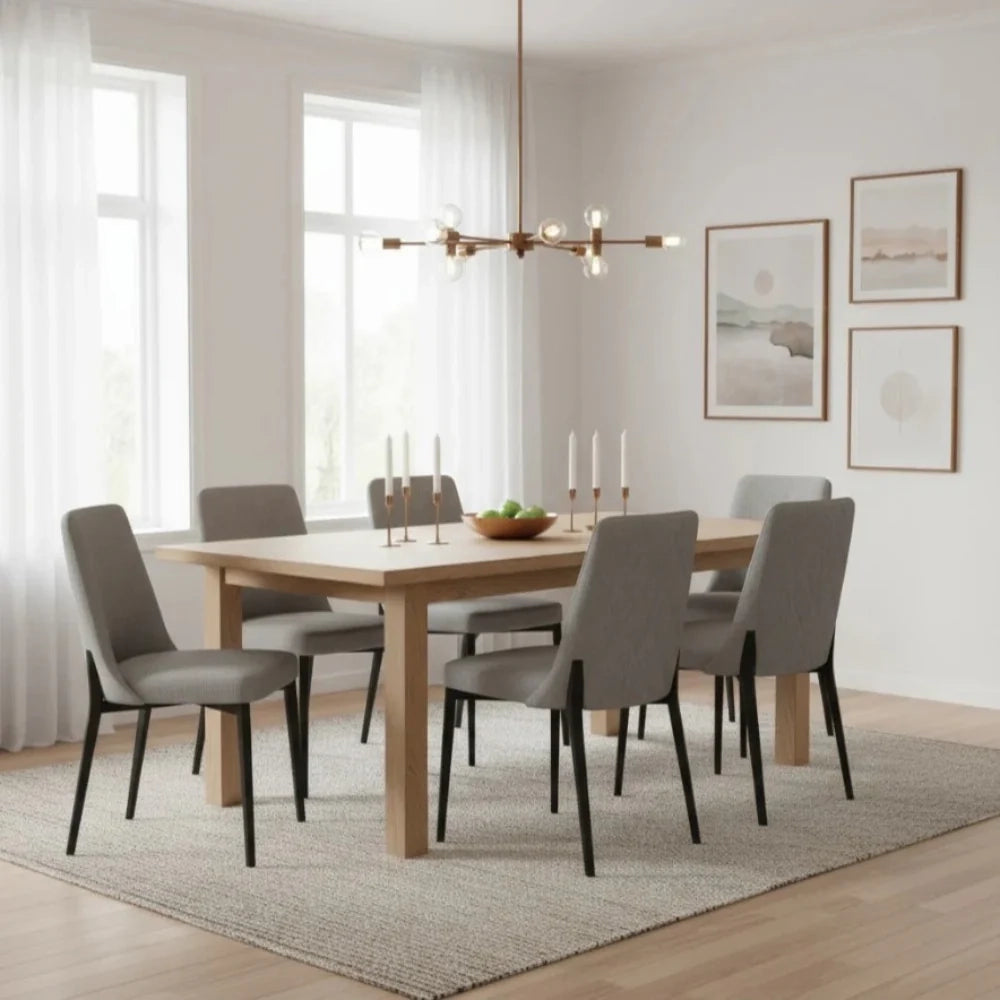 Set di 4 sedie da pranzo imbottite in tessuto grigio chiaro Charm con struttura in metallo facili da pulire | Duzzle