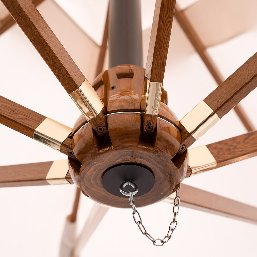 Ombrellone Decentrato da Giardino 2,2x2,2m Braccio in Legno Ecrù