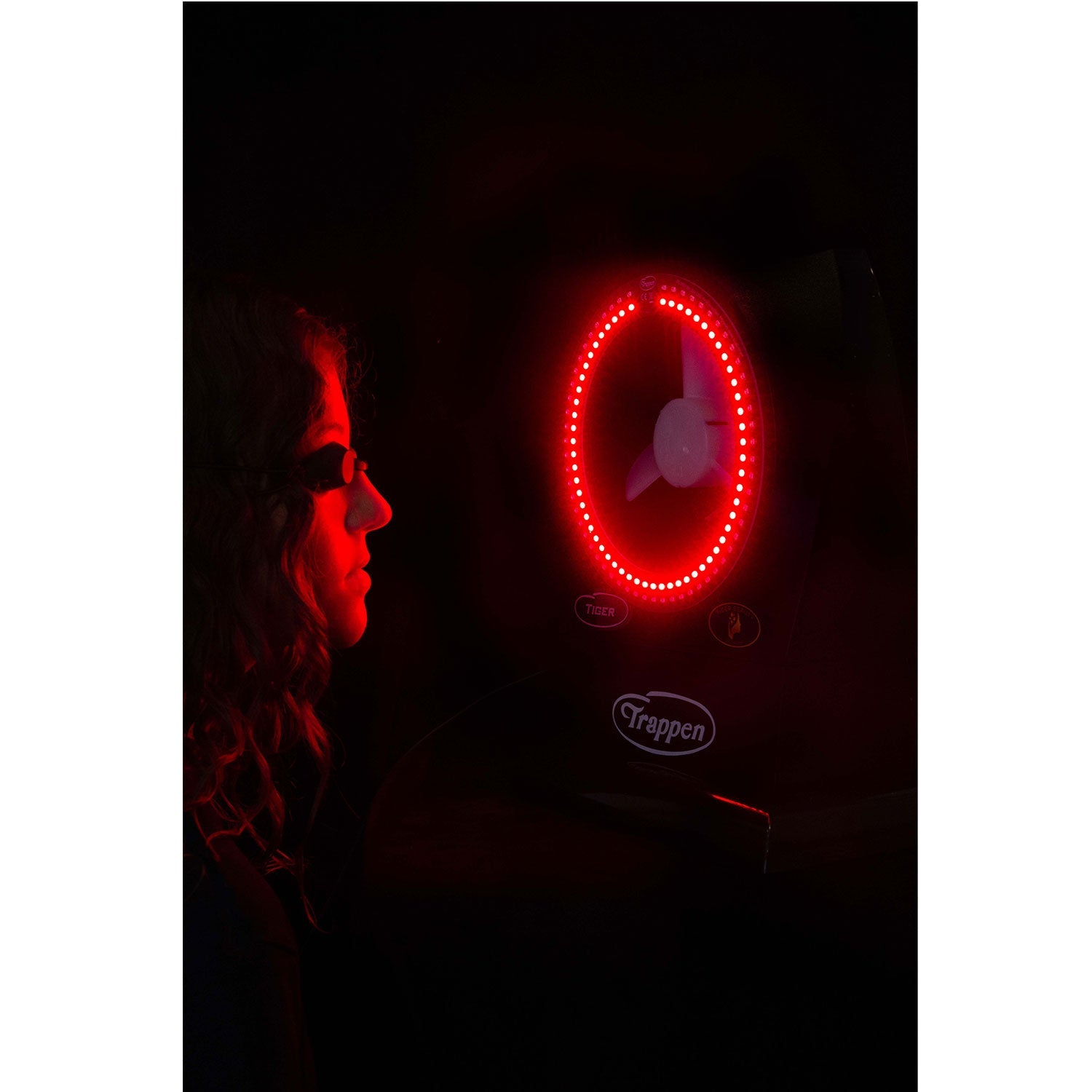 Zanzariera Elettrica ad Aspirazione 13W Trappen Tiger Beauty con Luce Rossa 660 nm