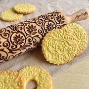 Deegroller con fiori per biscotti e ceramica fai da te stesso. Deegroller con disegno graviato per cucina fai da te stesso, de e biscotti.