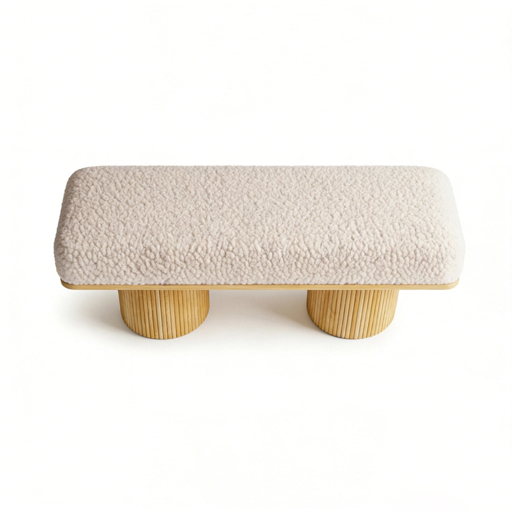 Panca con rivestimento teddy e base in legno massello per ingresso e camera in teddy naturale