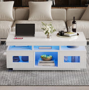 Tavolino da caffè bianco lucido 100 x 50 x 43 cm con LED, presa e USB