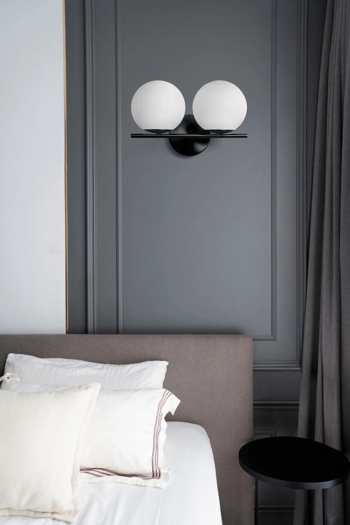 JUGEN BLACK APPLIQUE DA PARETE 2 LUCI MONTATURA NERA VETRO BIANCO ATTACCO E27