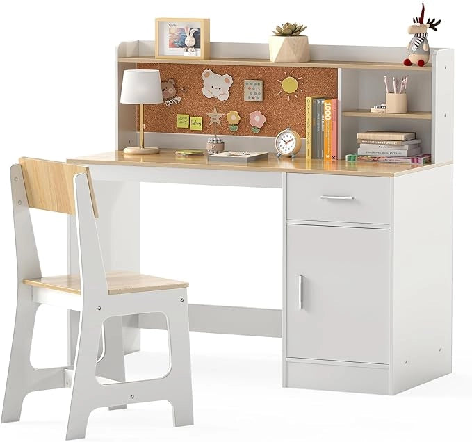 Set Scrivania e Sedia per Bambini 3+ Anni, Tavolo da Scrittura in Legno con Mensole, Cassetto e Bacheca in Sughero, Tavolo e Sedia per Disegno e Studio (Naturale)