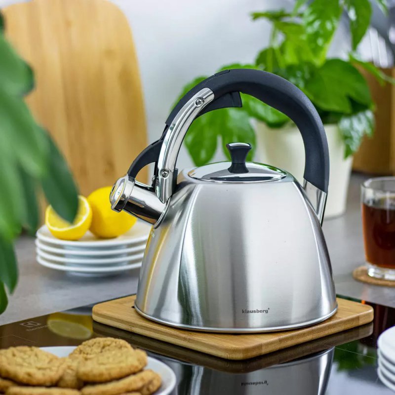 Klausberg KB-7409 Bollitore a fischio in acciaio inossidabile da 2,2 l per tutti i fornelli